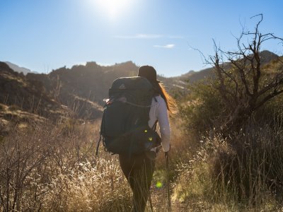 Rucking maakt van een wandeling een krachttraining