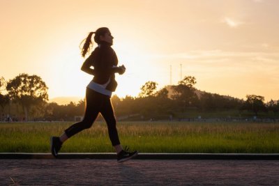 Twintig minuten sporten werkt net zo goed als een dutje