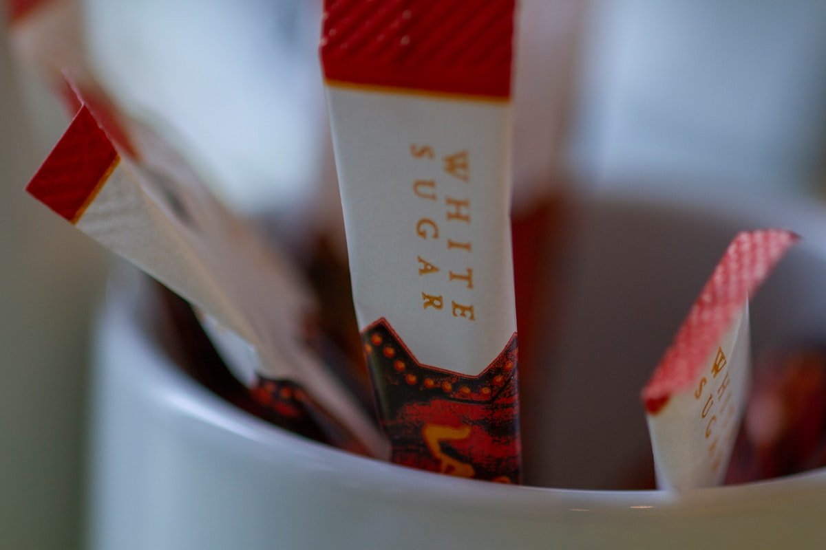 Zoetstoffen zijn calorievrij, maar niet gratis voor je lijf